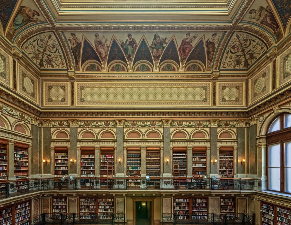 Reading hall