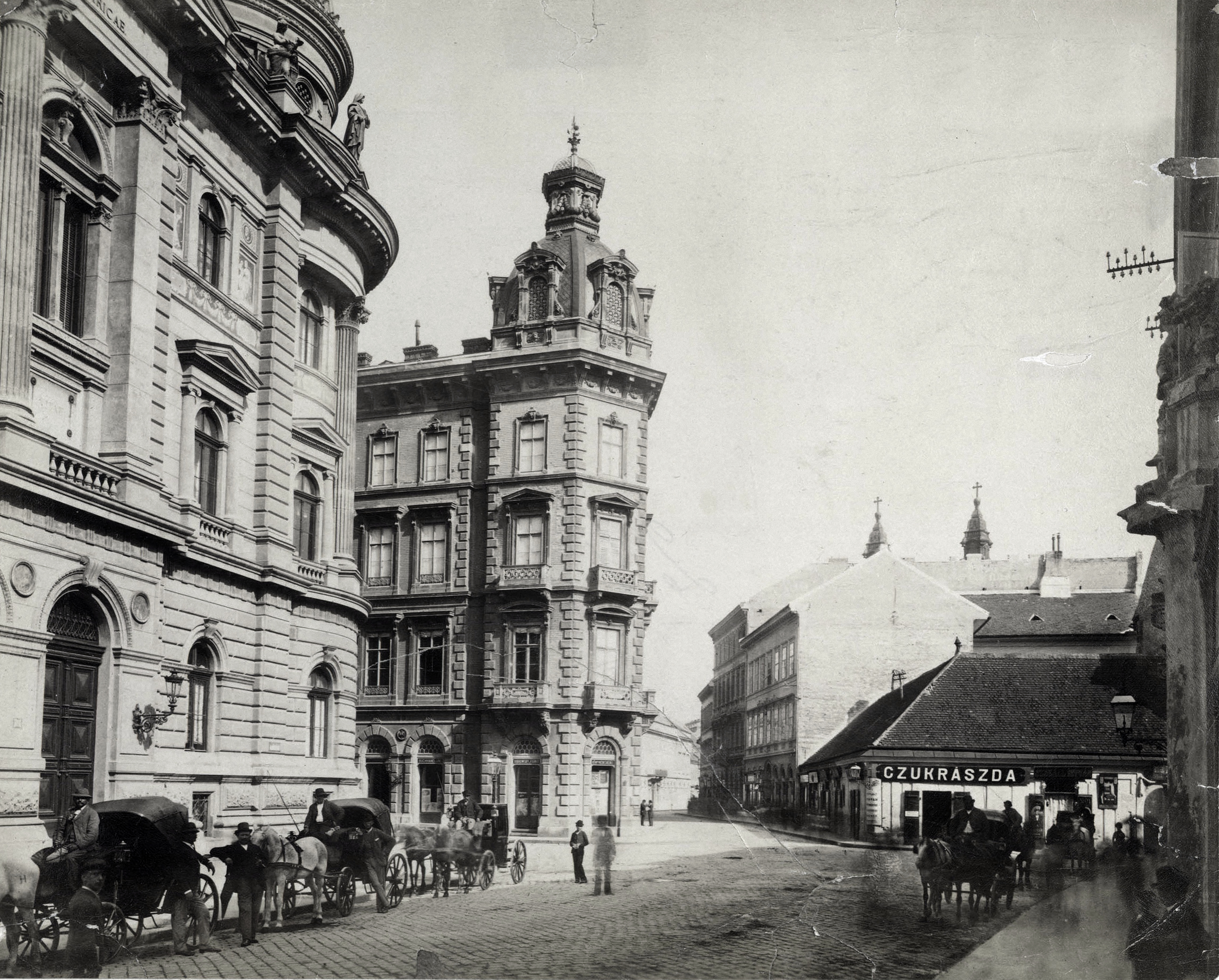 Fénykép az Egyetemi Könyvtár épületéről a XIX. századból