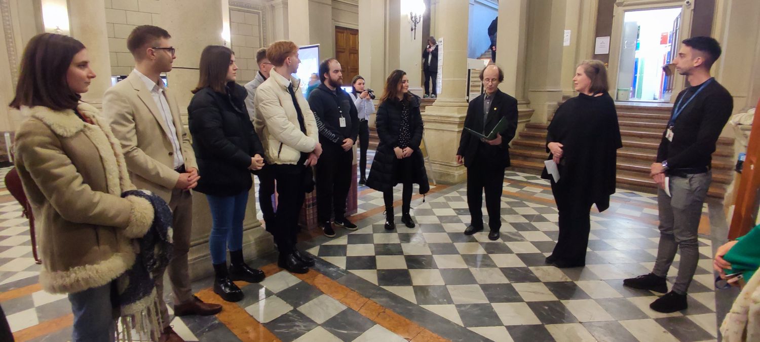 ELTE's first book vending machine was inaugurated